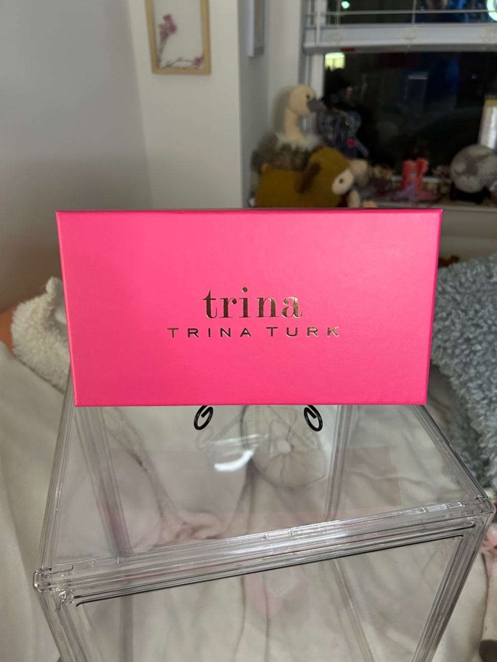 Trina Turk Black/White Croc Embossed Vegan Leather Zip Wallet 4”x 7.5” NWT - Picture 6 of 7